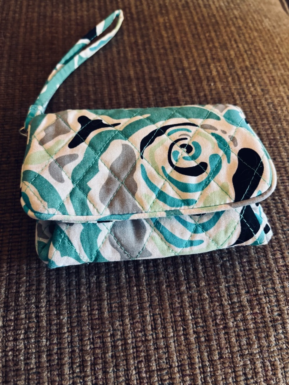 New Directions Quilted Wristlet